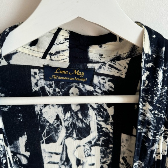 Black and White Graphic Kimono Luna May Belted 100% Rayon - Picture 2 of 7